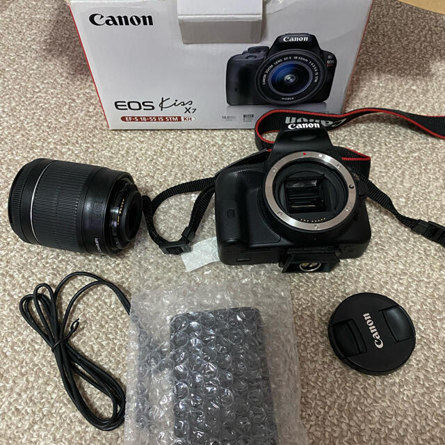 Canon(キヤノン)のCanon EOS KISS x7レンズキット スマホ/家電/カメラのカメラ(デジタル一眼)の商品写真