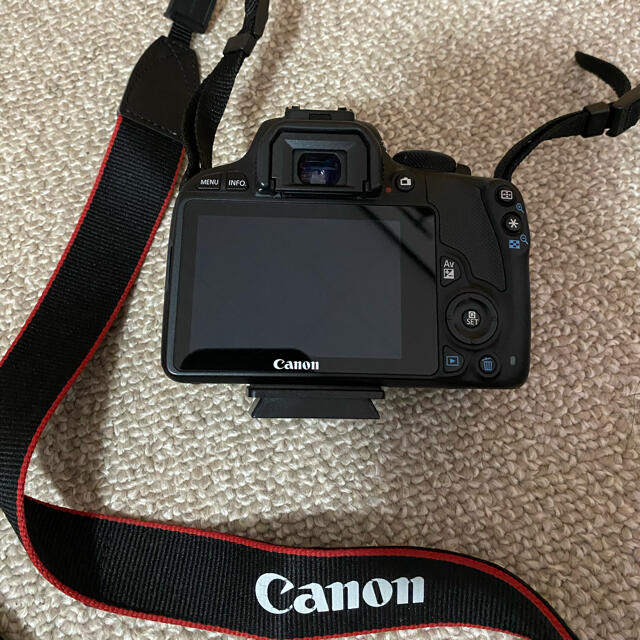 Canon(キヤノン)のCanon EOS KISS x7レンズキット スマホ/家電/カメラのカメラ(デジタル一眼)の商品写真