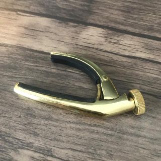 DUNLOP - Jim Dunlop victor capo カーブド カポタスト ギターの ...