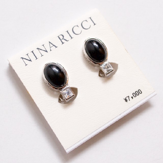 NINA RICCI(ニナリッチ)の未使用ニナリッチNina Ricciシルバートーンイヤリング★ラインストーン×黒 レディースのアクセサリー(イヤリング)の商品写真