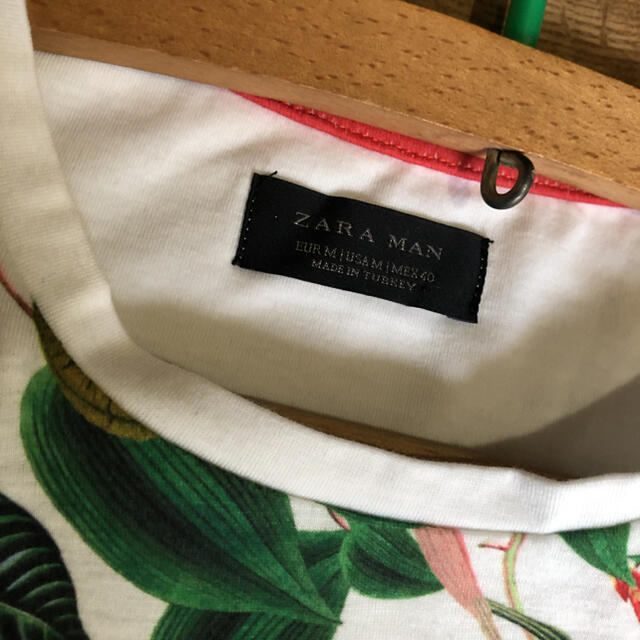 ZARA(ザラ)の【美品】1回のみ着用　ZARA 花柄Tシャツ　M メンズのトップス(Tシャツ/カットソー(半袖/袖なし))の商品写真