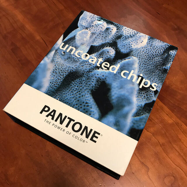 PANTONE uncoated chip 色見本帳　色チップ