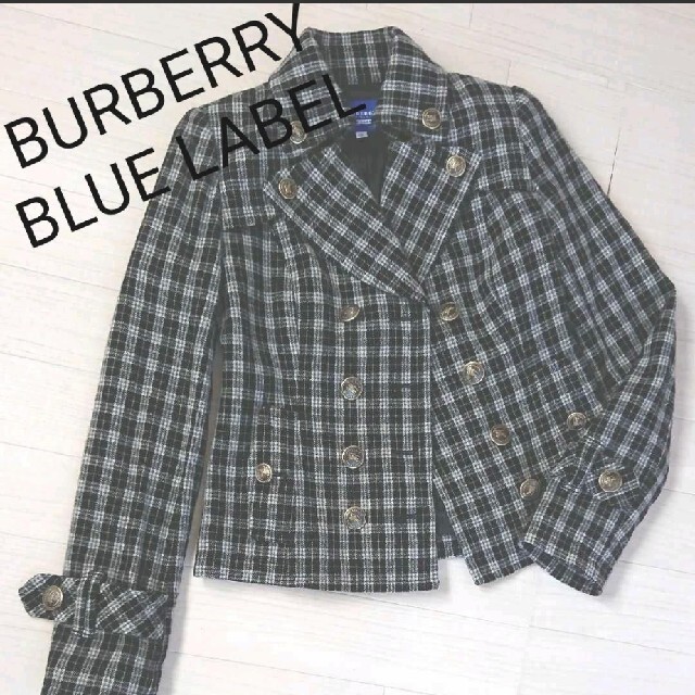 BURBERRY BLUE LABEL(バーバリーブルーレーベル)のバーバリーブルーレーベル　ショートコート レディースのジャケット/アウター(ピーコート)の商品写真