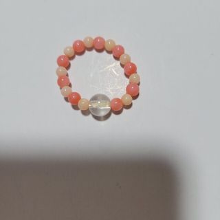 白珊瑚染めビーズ水晶入りリング(リング(指輪))