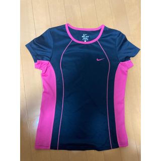 ナイキ(NIKE)のナイキドライフィットネイビーピンクTシャツヨガNIKE(Tシャツ(半袖/袖なし))