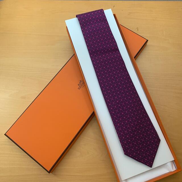 【未使用】エルメス　ネクタイ　赤紫
