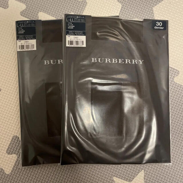 BURBERRY(バーバリー)の【新品未使用】バーバリー　ストッキング　ダークブラウン　2足セット レディースのレッグウェア(タイツ/ストッキング)の商品写真