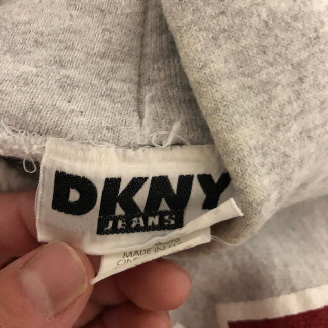 DKNY(ダナキャランニューヨーク)のDKNY スウェットパーカ　90s ヴィンテージ 当時物 メンズのトップス(パーカー)の商品写真