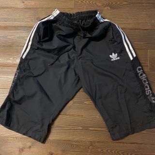 アディダス(adidas)のadidas膝丈パンツ(その他)