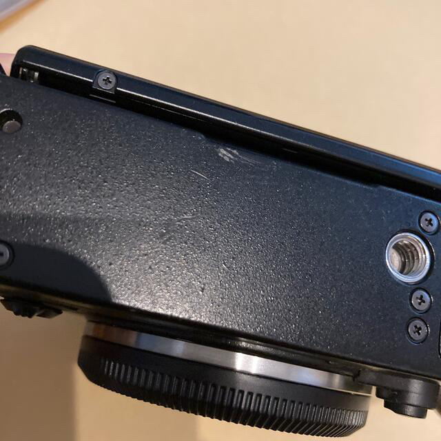 富士フイルム(フジフイルム)のFUJI FILM X−T30 BLACK xt30 スマホ/家電/カメラのカメラ(ミラーレス一眼)の商品写真