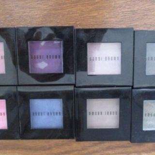 ボビイブラウン(BOBBI BROWN)の◆BOBBI BROWN アイシャドウ　８色セットで◆ボビィブラウン(アイシャドウ)