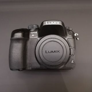 パナソニック(Panasonic)のLUMIX  DMC-GH4 ボディ(ミラーレス一眼)