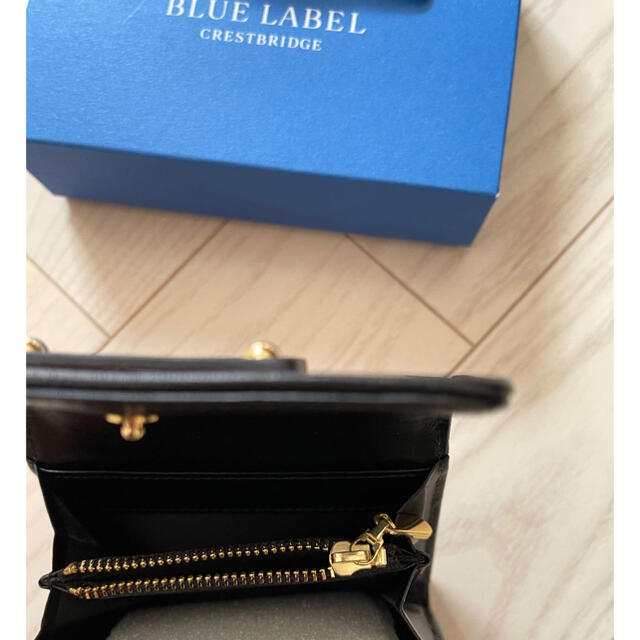 BURBERRY BLUE LABEL(バーバリーブルーレーベル)の新品　ブルー　レーベル　クレストブリッジ　折り財布　名刺入れ レディースのファッション小物(名刺入れ/定期入れ)の商品写真