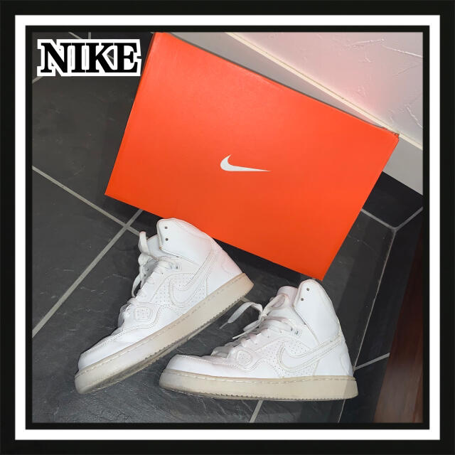 NIKE(ナイキ)の【大人気】NIKE サン オブ フォース 24.5 616128-109 レディースの靴/シューズ(スニーカー)の商品写真