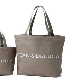 ディーンアンドデルーカ(DEAN & DELUCA)のDEAN & DELUCA チャリティートート 2020  オリーブ サイズL(トートバッグ)