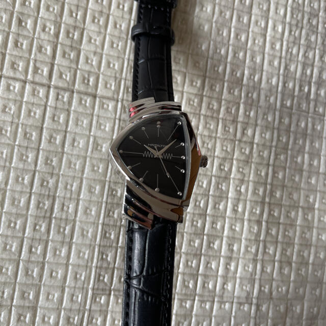 お気にいる Hamilton 黒銀 エルビスプレスリー H244112 ベンチュラ HAMILTON 人気品！ - 腕時計(アナログ)