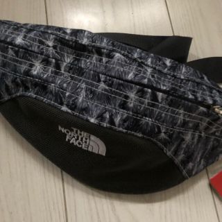 ザノースフェイス(THE NORTH FACE)の✴️専用✴️新品ノースフェイス  ウェストポーチ  (その他)