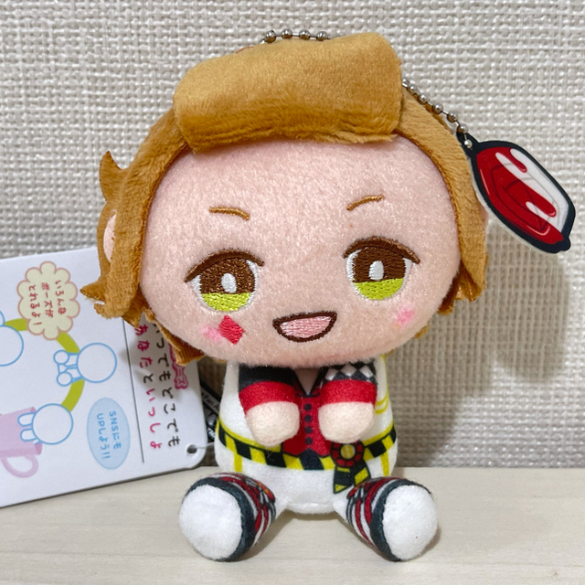 ツイステ アンドユー モアプラス キーチェーンマスコット ケイト エンタメ/ホビーのおもちゃ/ぬいぐるみ(キャラクターグッズ)の商品写真