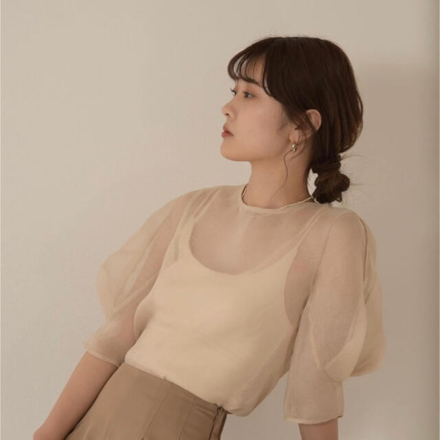 airy open shoulder puff sleeve amiur