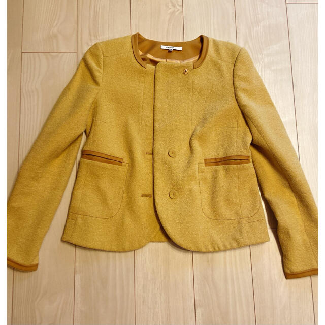 CARVEN(カルヴェン)のCARVEN カルヴェン セットアップ スーツ 38 美品 レディースのフォーマル/ドレス(スーツ)の商品写真