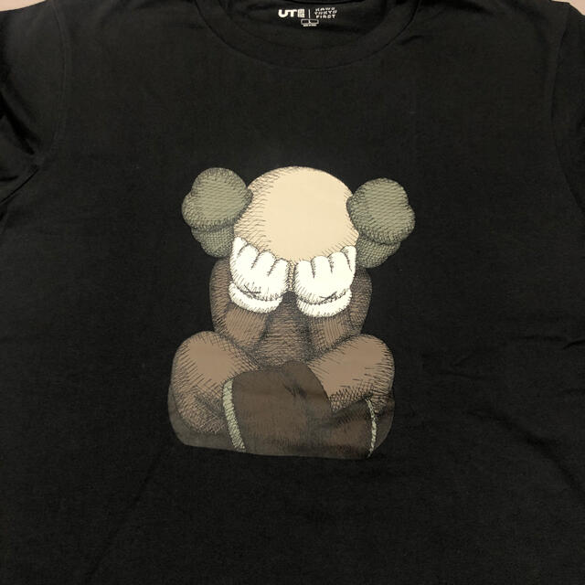 UNIQLO(ユニクロ)のユニクロ　KAWS Tシャツ メンズのトップス(Tシャツ/カットソー(半袖/袖なし))の商品写真