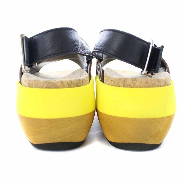 Marni(マルニ)のマルニ ウェッジサンダル 厚底 ストラップ レザー 24cm 黒 黄 レディースの靴/シューズ(サンダル)の商品写真
