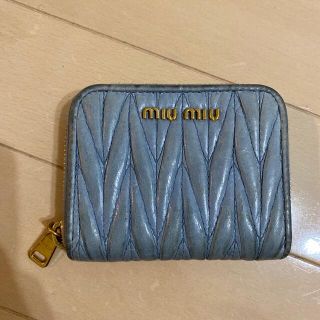 ミュウミュウ(miumiu)のミュウミュウ　ミニ財布(財布)