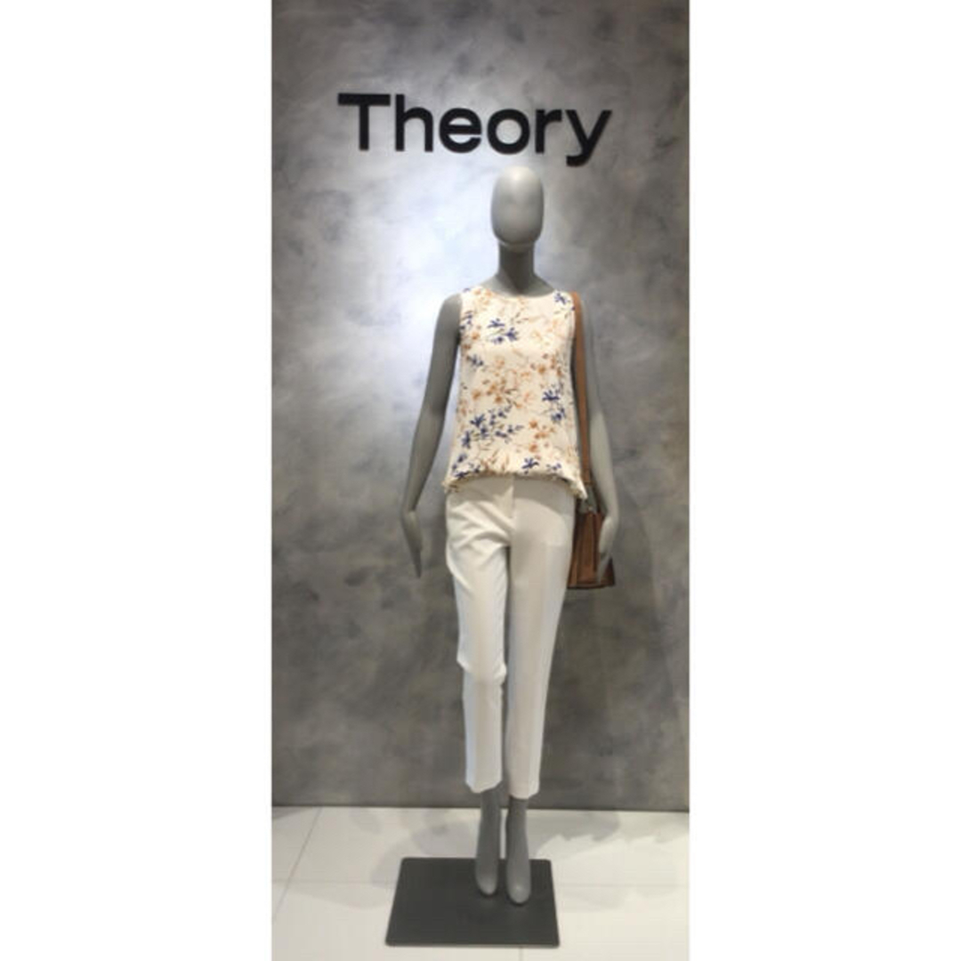 theory(セオリー)のTheory 花柄ノースリーブブラウス レディースのトップス(シャツ/ブラウス(半袖/袖なし))の商品写真