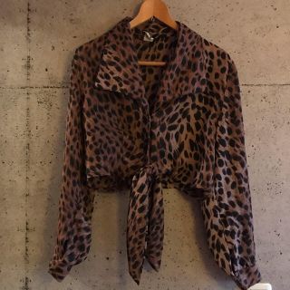 ザラ(ZARA)のvintage レオパード　blouse(シャツ/ブラウス(長袖/七分))