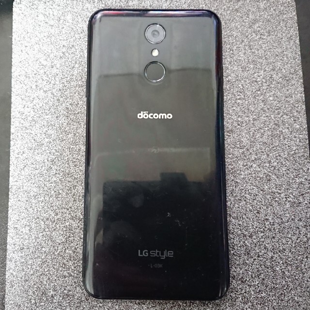 LG Electronics(エルジーエレクトロニクス)のLG style L-03k docomo スマホ/家電/カメラのスマートフォン/携帯電話(スマートフォン本体)の商品写真