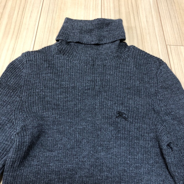 BURBERRY BLUE LABEL(バーバリーブルーレーベル)の新品未使用　バーバリー　タートルネックセーター レディースのトップス(ニット/セーター)の商品写真