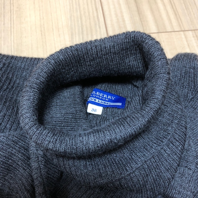 BURBERRY BLUE LABEL(バーバリーブルーレーベル)の新品未使用　バーバリー　タートルネックセーター レディースのトップス(ニット/セーター)の商品写真