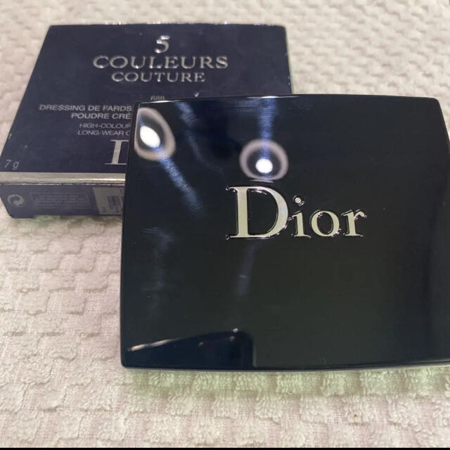 Dior(ディオール)のディオール サンク クルール クチュール 689 ミッツァ コスメ/美容のベースメイク/化粧品(アイシャドウ)の商品写真