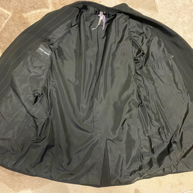 Giorgio Armani(ジョルジオアルマーニ)のジョルジオアルマーニ ジャケット サイズ54 黒 ストライプ メンズのジャケット/アウター(テーラードジャケット)の商品写真