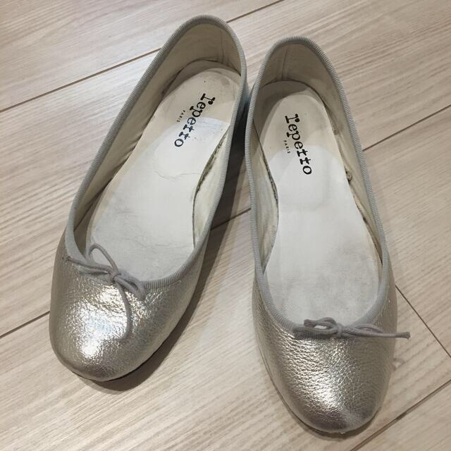 repetto(レペット)のrepetto シルバーバレエシューズ レディースの靴/シューズ(バレエシューズ)の商品写真