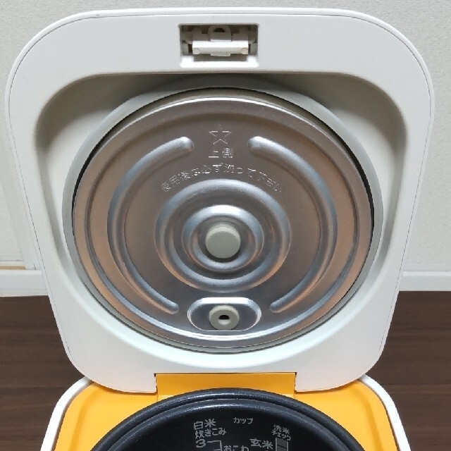 SANYO(サンヨー)のECJ-XQ30-D マイコン炊飯器3.0合炊き オレンジ vita cube スマホ/家電/カメラの調理家電(炊飯器)の商品写真