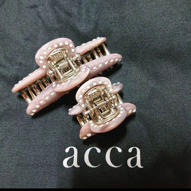 acca(アッカ)のacca クリップ　ティアラクイーン中小 レディースのヘアアクセサリー(バレッタ/ヘアクリップ)の商品写真