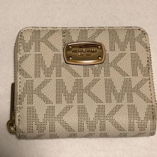 マイケルコース(MICHAEL KORS)のMICHAEL KORS 二つ折り財布　ラウンドファスナー　総柄(財布)