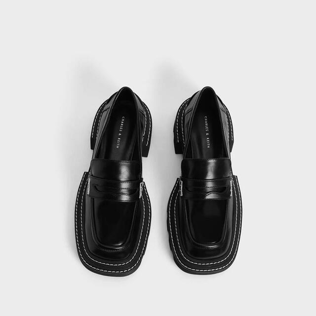 Charles and Keith(チャールズアンドキース)のチャールズアンドキース　ペルリーネ チャンキーペニーローファー （Black） レディースの靴/シューズ(ローファー/革靴)の商品写真