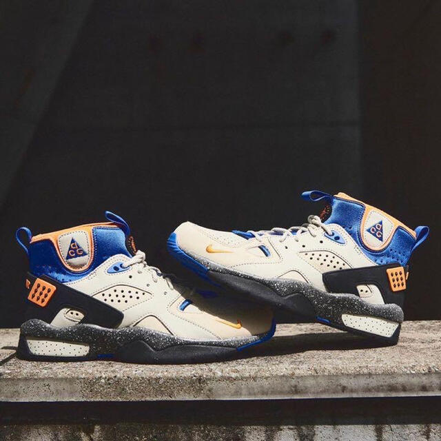 NIKE AIR MOWABB 25.5