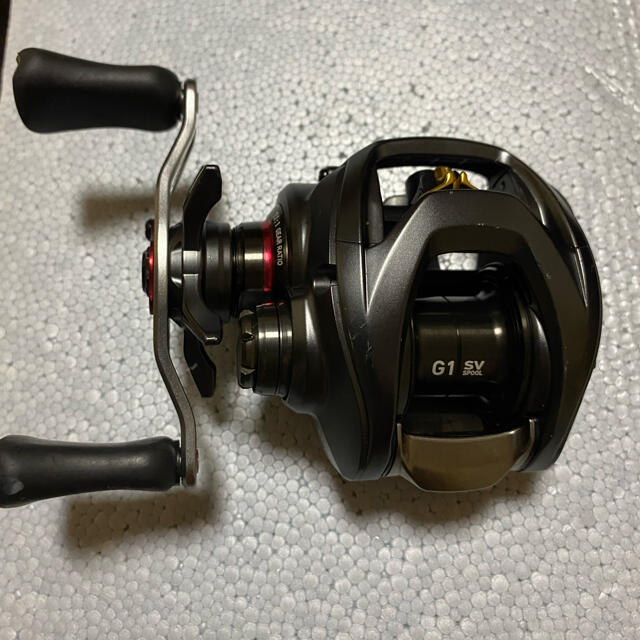 DAIWA(ダイワ)の美品！スティーズ　SVTW 1016SHL 替スプール付き スポーツ/アウトドアのフィッシング(リール)の商品写真