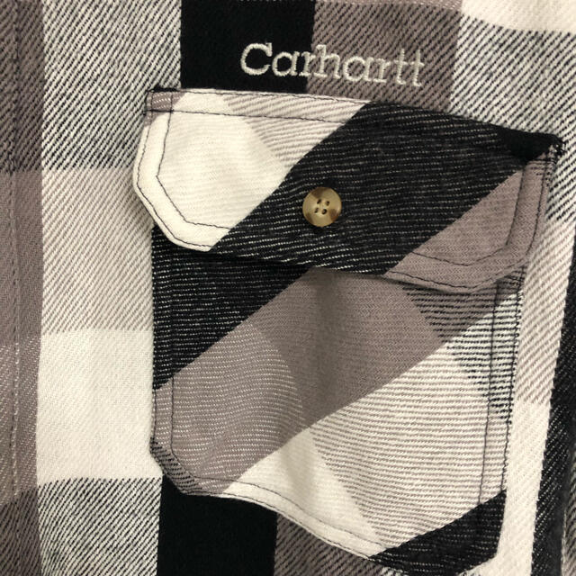 carhartt(カーハート)のまなぶ様専用　カーハート　長袖シャツ 厚手生地 ブロックチェック　美品　M メンズのトップス(シャツ)の商品写真