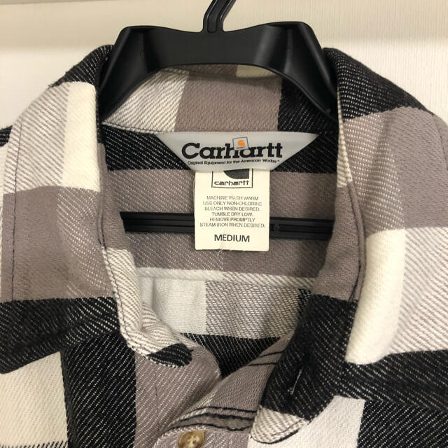 carhartt(カーハート)のまなぶ様専用　カーハート　長袖シャツ 厚手生地 ブロックチェック　美品　M メンズのトップス(シャツ)の商品写真