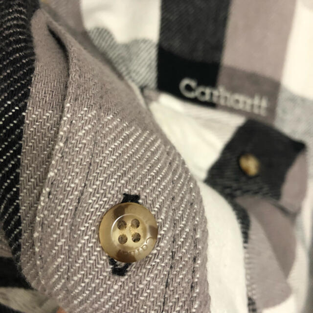 carhartt(カーハート)のまなぶ様専用　カーハート　長袖シャツ 厚手生地 ブロックチェック　美品　M メンズのトップス(シャツ)の商品写真