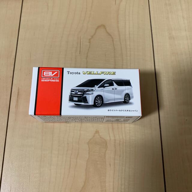 トヨタ(トヨタ)のTOYOTA VELLFIRE プルバックカー　ミニカー非売品 エンタメ/ホビーのおもちゃ/ぬいぐるみ(ミニカー)の商品写真