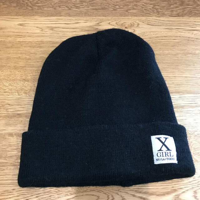 X-girl(エックスガール)の【新品未使用】エックスガール　帽子　ニット帽 レディースの帽子(ニット帽/ビーニー)の商品写真