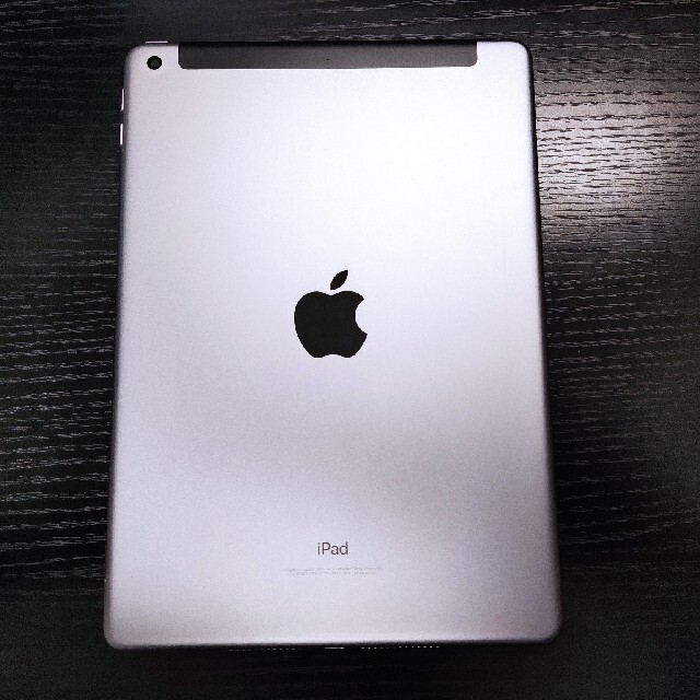iPad(アイパッド)のiPad 第5世代 Wi_Fi+Celluler 128GB スマホ/家電/カメラのPC/タブレット(タブレット)の商品写真