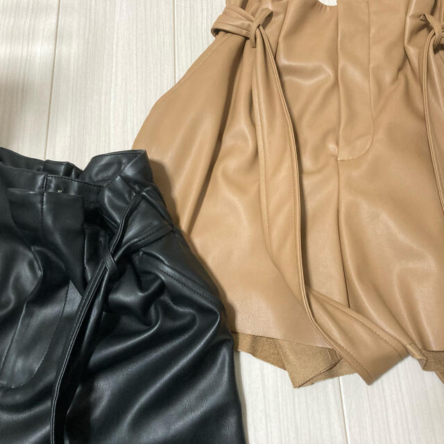 ZARA(ザラ)のzara ショートパンツ　ブラックのみ レディースのパンツ(ショートパンツ)の商品写真