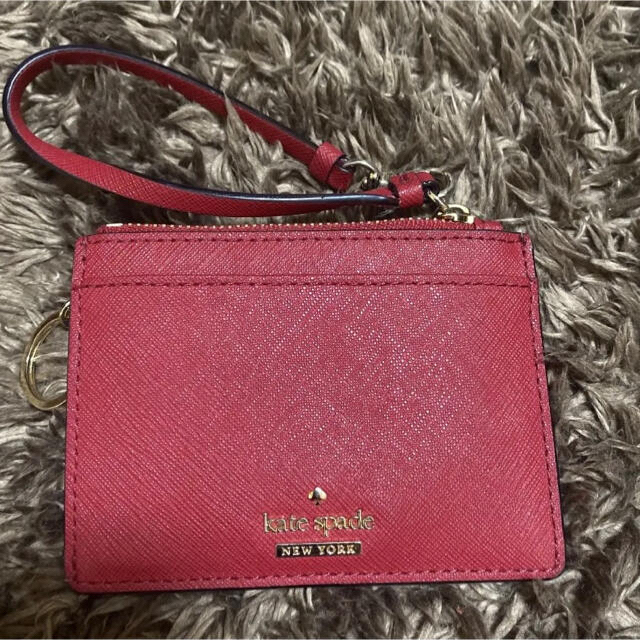 kate spade new york(ケイトスペードニューヨーク)のkate spade パスケース レディースのファッション小物(名刺入れ/定期入れ)の商品写真