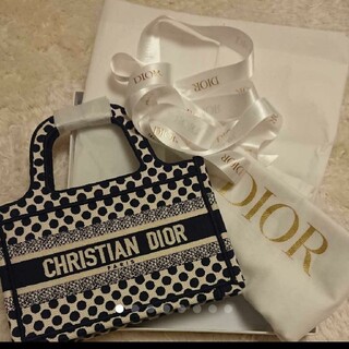 クリスチャンディオール(Christian Dior)の新品・クリスチャンディオール・伊勢丹限定キャンパストートバック(トートバッグ)
